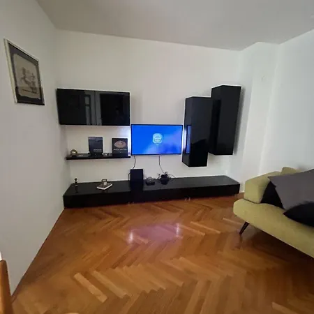 Διαμέρισμα Good Vibe Space!