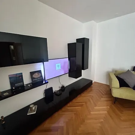 Διαμέρισμα Good Vibe Space!