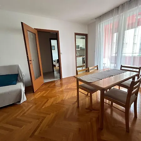 Διαμέρισμα Good Vibe Space!